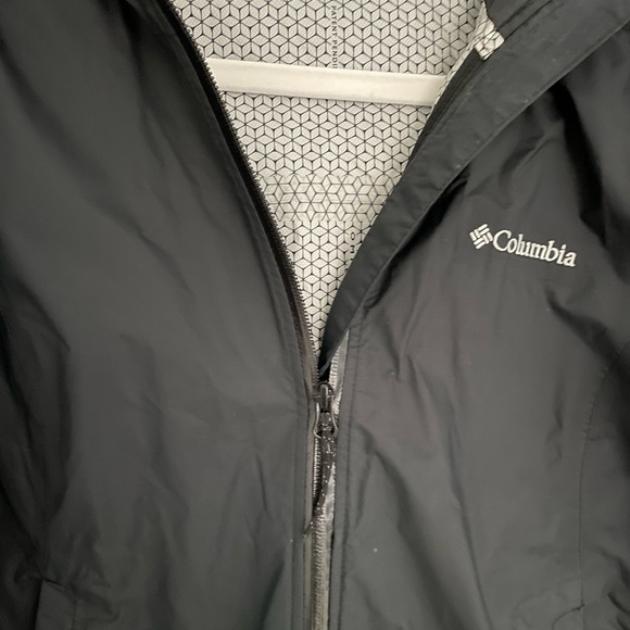 Columbia black rain jacket size 6 - Picture 3 of 6